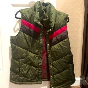 Old Navy Olive Green Puffy Vest